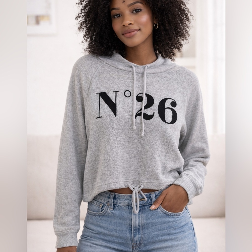 H&M Divided No. 26 Lightweight Hoodie – Size XS